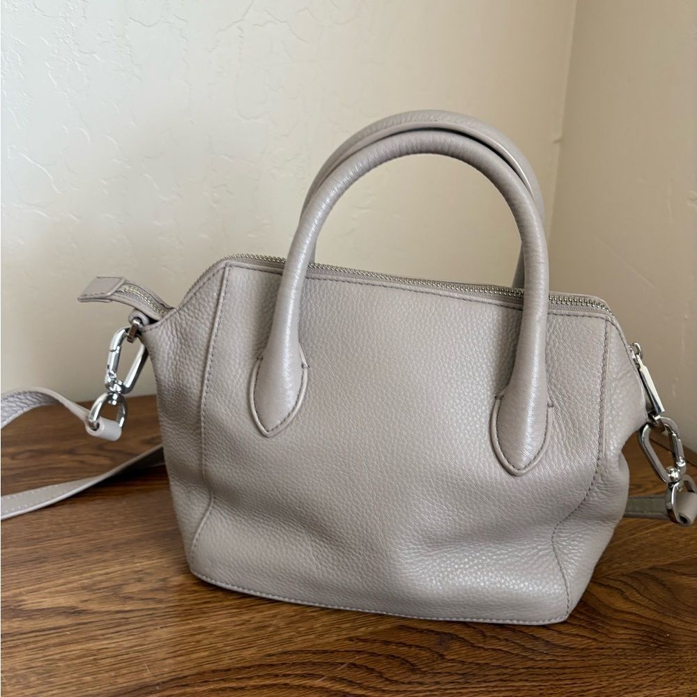 Tory Burch small Tote - Picture 2 of 5